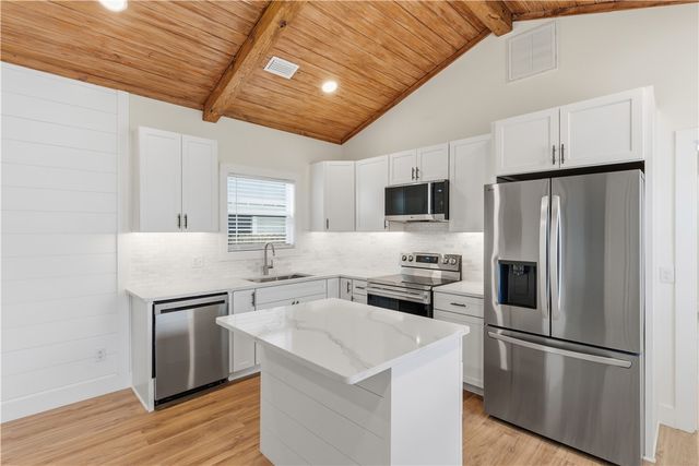 312 Palm Street, St Simons Island, GA 31522