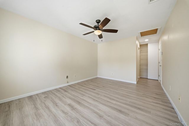1101 Cabot Court N, Saint James, NY 11780