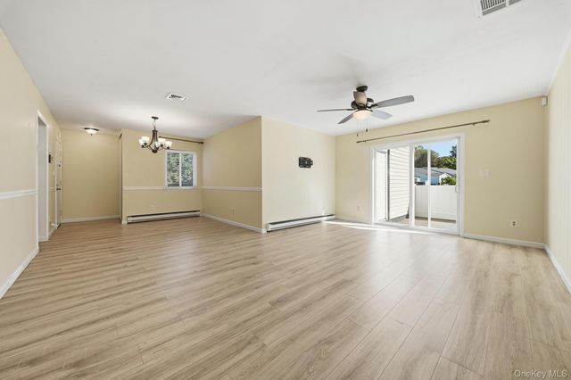 1101 Cabot Court N, Saint James, NY 11780