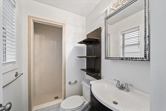 947 HUNTERS RETREAT DR, Collierville, TN 38017