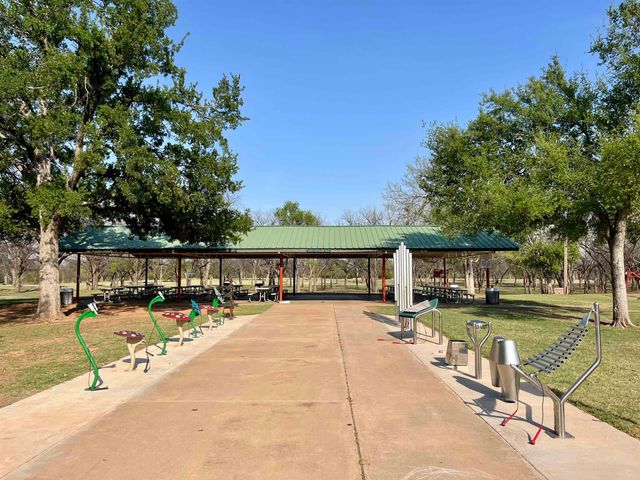 2605 INGLEWOOD DRIVE, Wichita Falls, TX 76301