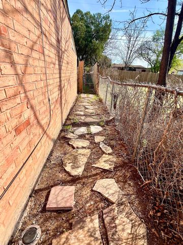 2605 INGLEWOOD DRIVE, Wichita Falls, TX 76301