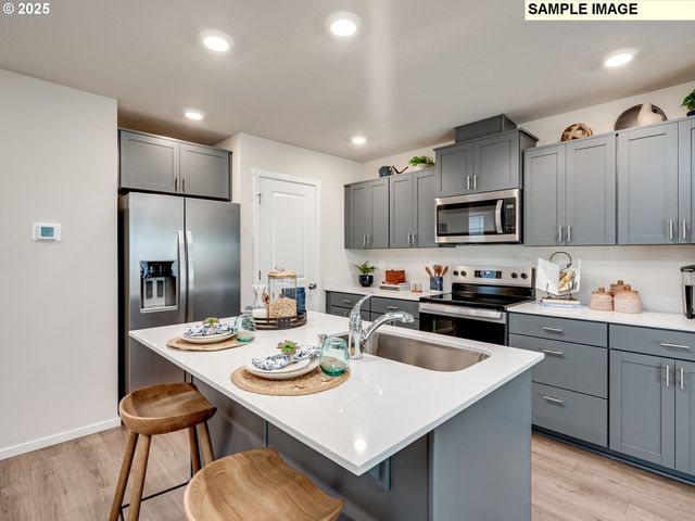 11210 Se Maxon Rd, Vancouver, WA 98664