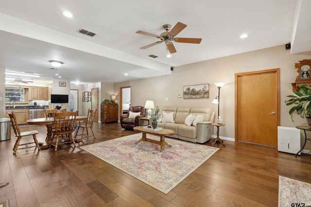 190 CR 2452, Leesburg, TX 75451