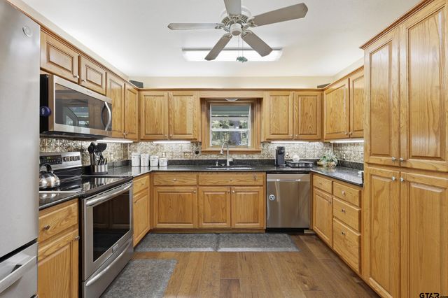 190 CR 2452, Leesburg, TX 75451