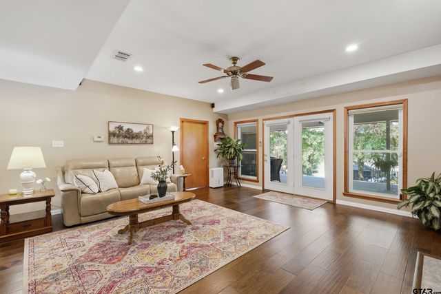 190 CR 2452, Leesburg, TX 75451