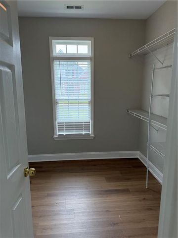 2320 Kennesaw Oaks Trail NW, Kennesaw, GA 30152