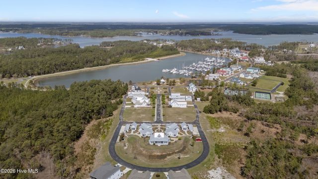 4 Back Cove Circle, Oriental, NC 28571