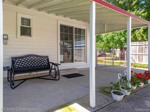 34578 Phyllis Street, Wayne, MI 48184