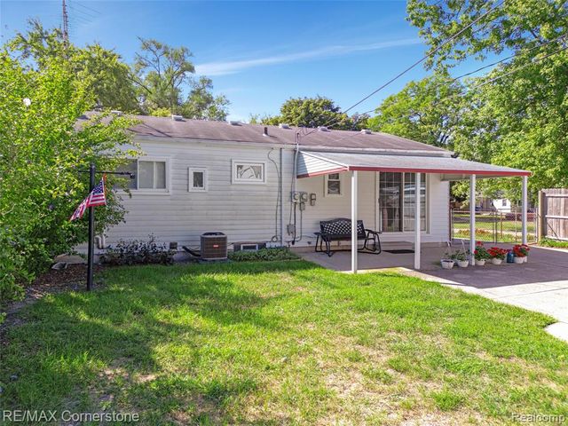 34578 Phyllis Street, Wayne, MI 48184