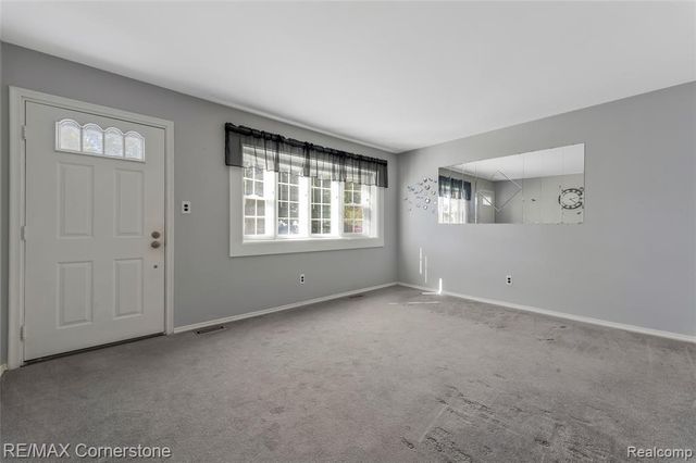 34578 Phyllis Street, Wayne, MI 48184