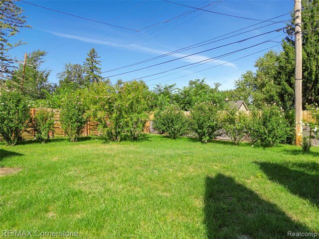 34578 Phyllis Street, Wayne, MI 48184