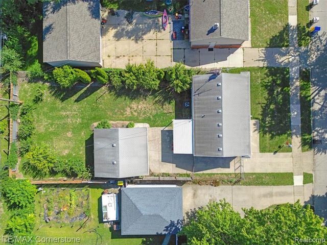 34578 Phyllis Street, Wayne, MI 48184