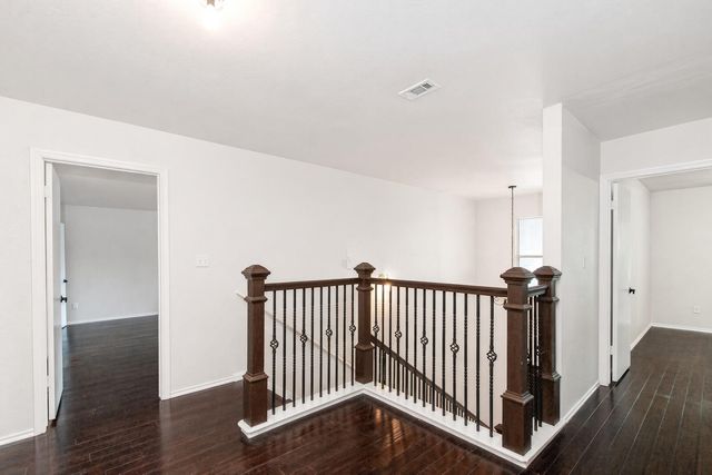 1218 Gazania DR, Pflugerville, TX 78660