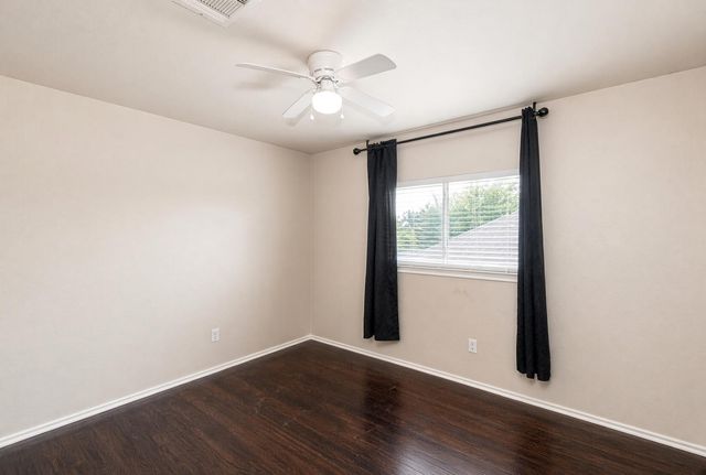 1218 Gazania DR, Pflugerville, TX 78660