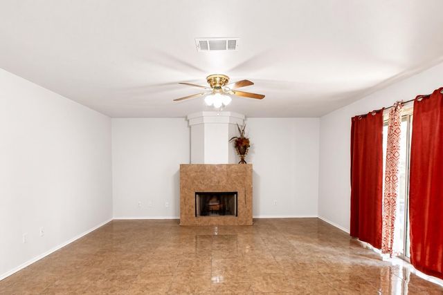 1218 Gazania DR, Pflugerville, TX 78660