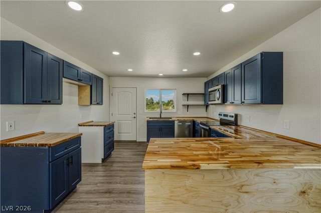 1670 West Windsong Lane, Pahrump, NV 89048