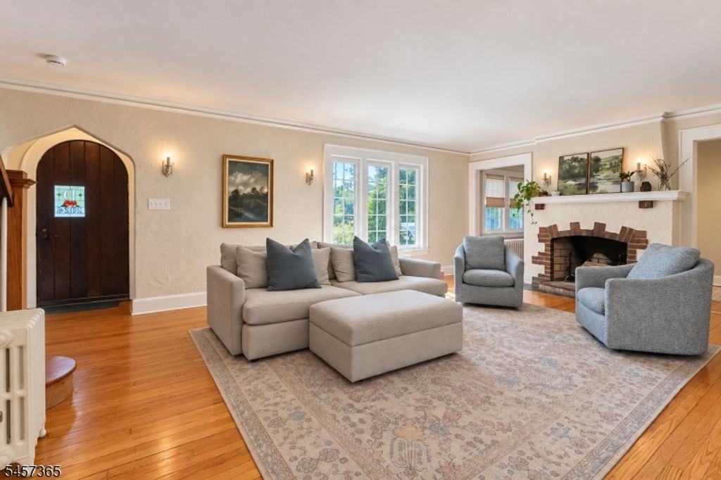 8 S Oak Ct, Madison Boro, NJ 07940 — photo 3