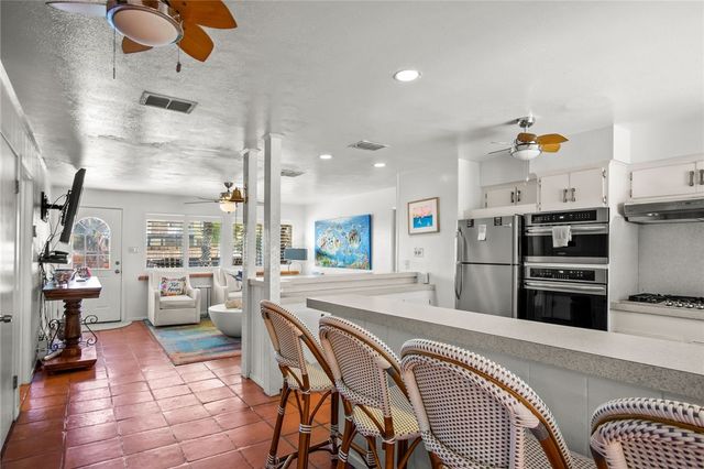 700 E Avenue G, Port Aransas, TX 78373