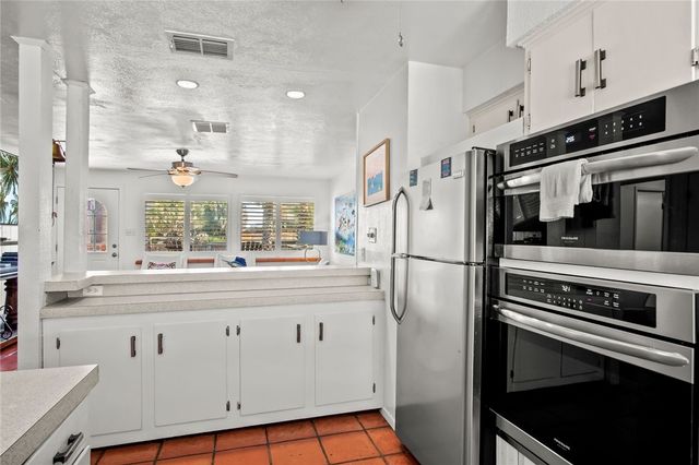 700 E Avenue G, Port Aransas, TX 78373