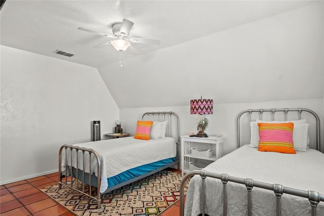 700 E Avenue G, Port Aransas, TX 78373