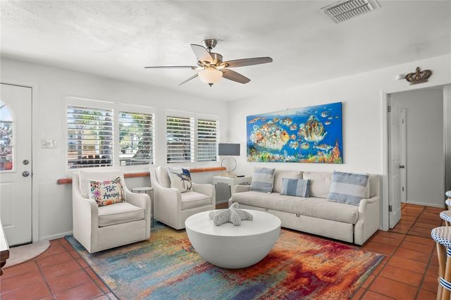 700 E Avenue G, Port Aransas, TX 78373