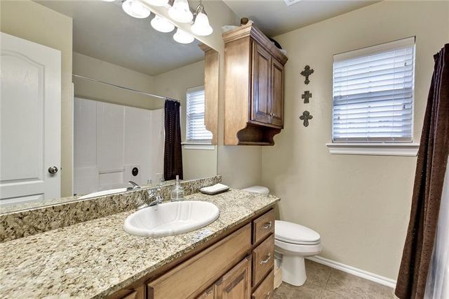 9012 Crooked Creek Lane, Moore, OK 73160