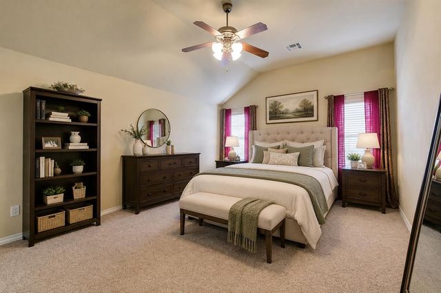 9012 Crooked Creek Lane, Moore, OK 73160
