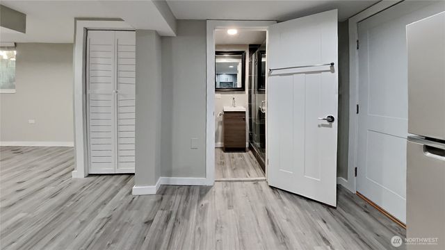 4700 SW Othello Street, Seattle, WA 98116