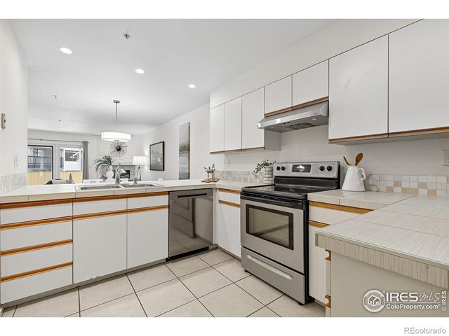 2938 Kalmia Avenue 17, Boulder, CO 80301