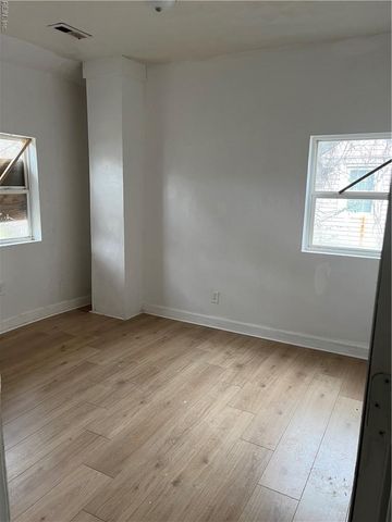 11 Emmons PL, Portsmouth, VA 23702