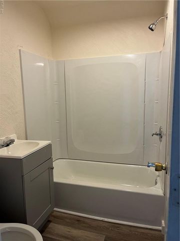 11 Emmons PL, Portsmouth, VA 23702