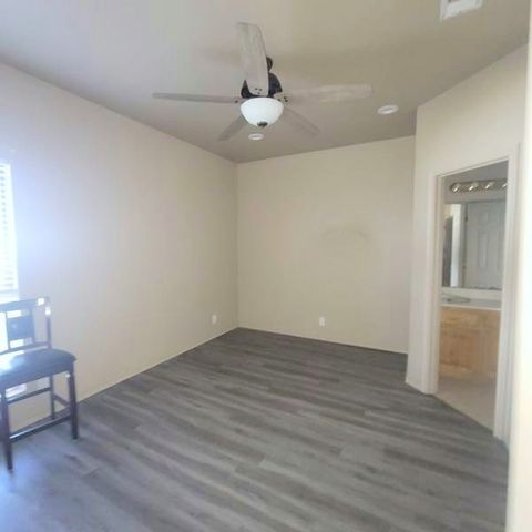 710 W Waco Street, Ennis, TX 75119