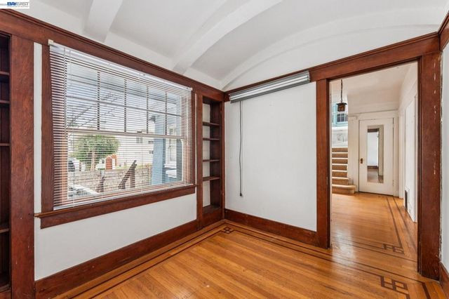 2643 2643 Stuart St, Berkeley, CA 94705