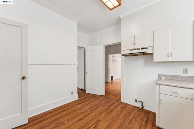 2643 2643 Stuart St, Berkeley, CA 94705