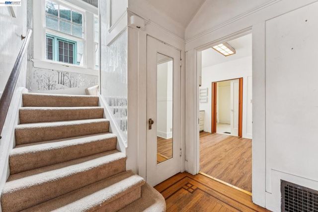 2643 2643 Stuart St, Berkeley, CA 94705