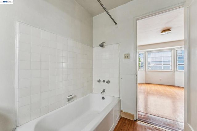 2643 2643 Stuart St, Berkeley, CA 94705