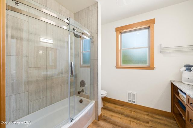 265 Scenic DR, Bonners Ferry, ID 83805