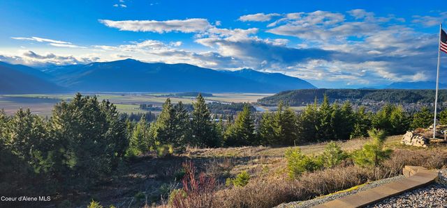 265 Scenic DR, Bonners Ferry, ID 83805