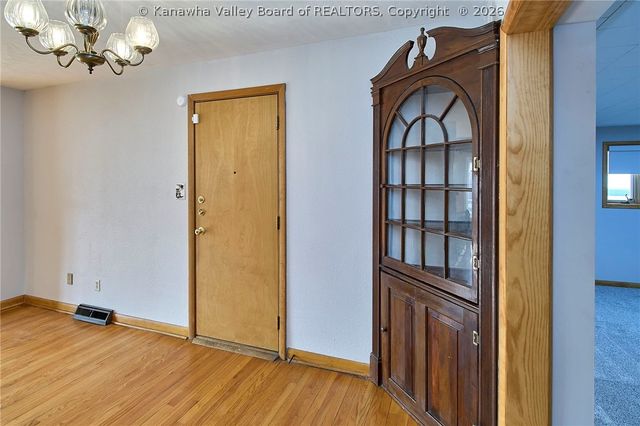 1218 Lyndale Drive, Charleston, WV 25314