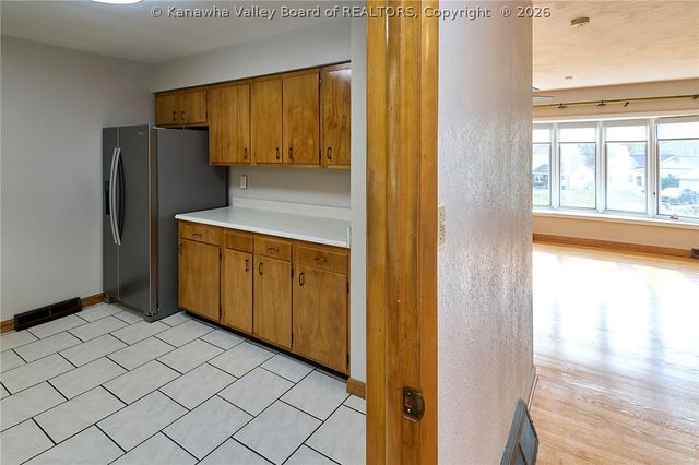 1218 Lyndale Drive, Charleston, WV 25314