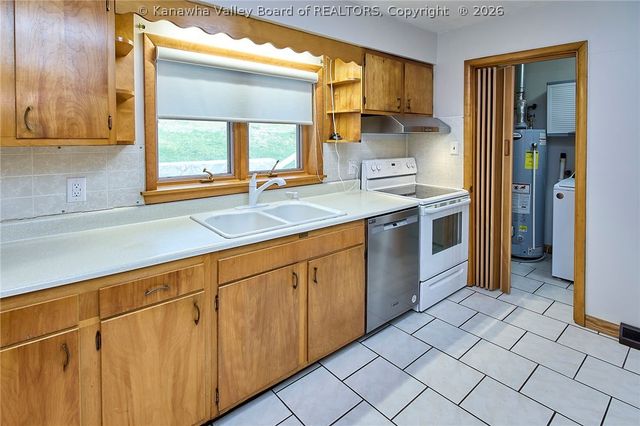 1218 Lyndale Drive, Charleston, WV 25314