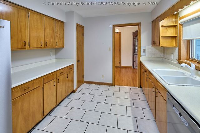 1218 Lyndale Drive, Charleston, WV 25314