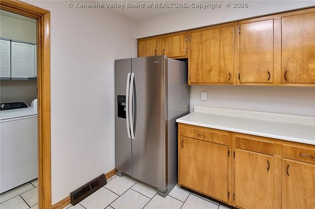 1218 Lyndale Drive, Charleston, WV 25314