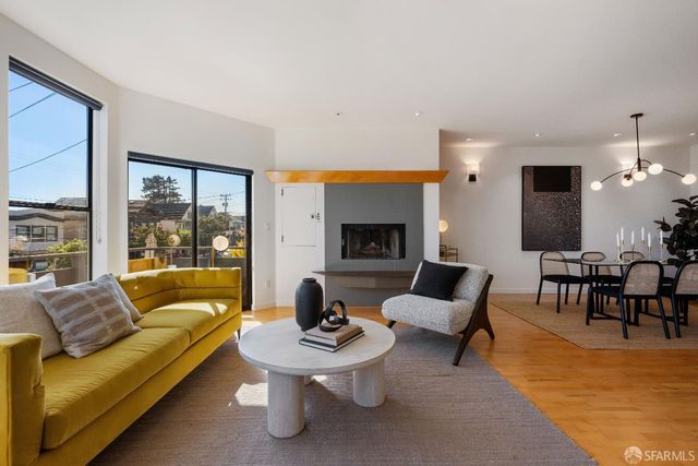 1020 Church Street 1, San Francisco, CA 94114