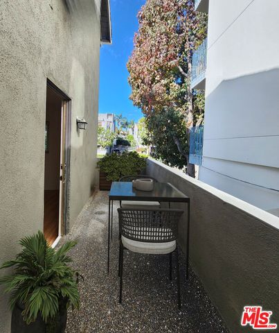 1940 S Beverly Glen Boulevard, Los Angeles, CA 90025