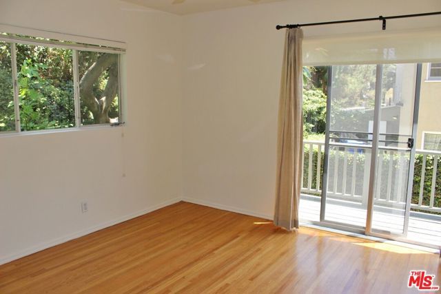 1940 S Beverly Glen Boulevard, Los Angeles, CA 90025