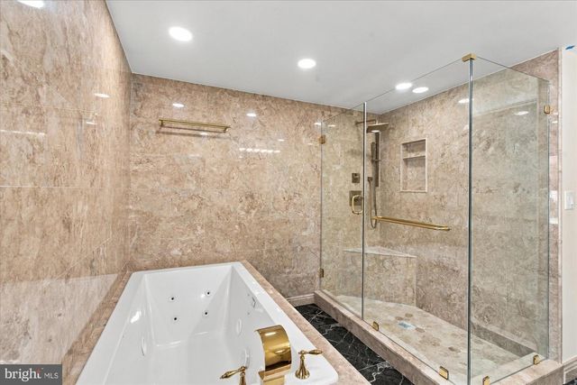 10904 GAINSBOROUGH RD, Potomac, MD 20854