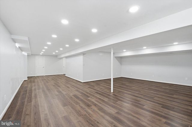 10904 GAINSBOROUGH RD, Potomac, MD 20854