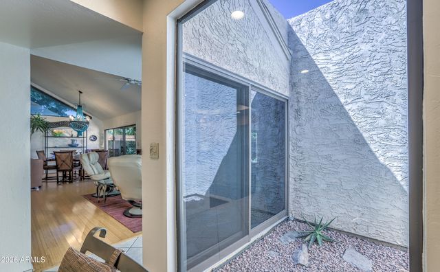 7914 E MONTEBELLO Avenue, Scottsdale, AZ 85250